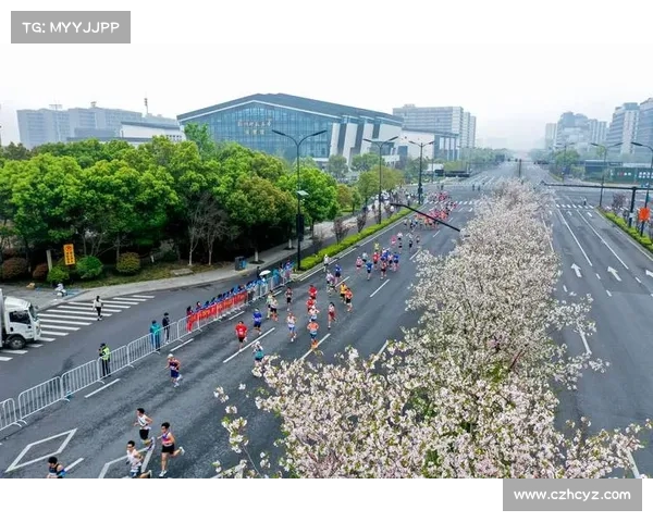 2025杭州梦想小镇半程马拉松鸣枪开跑跑者齐聚共享激情与梦想 2025杭州梦想小镇半程马拉松鸣枪开跑跑者齐聚共享激情与梦想